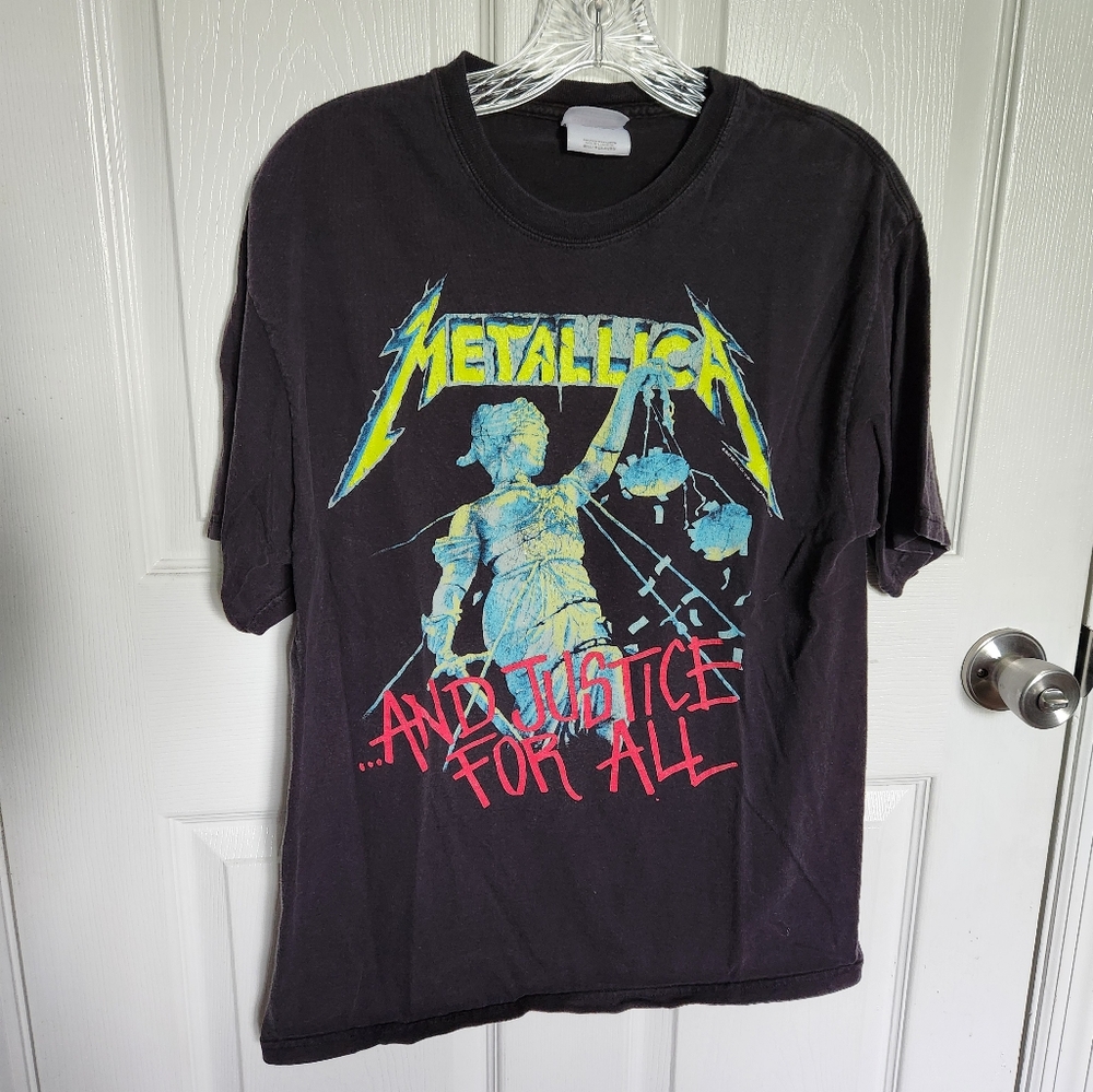 Metallica Short Sleeve Band T Shirt
